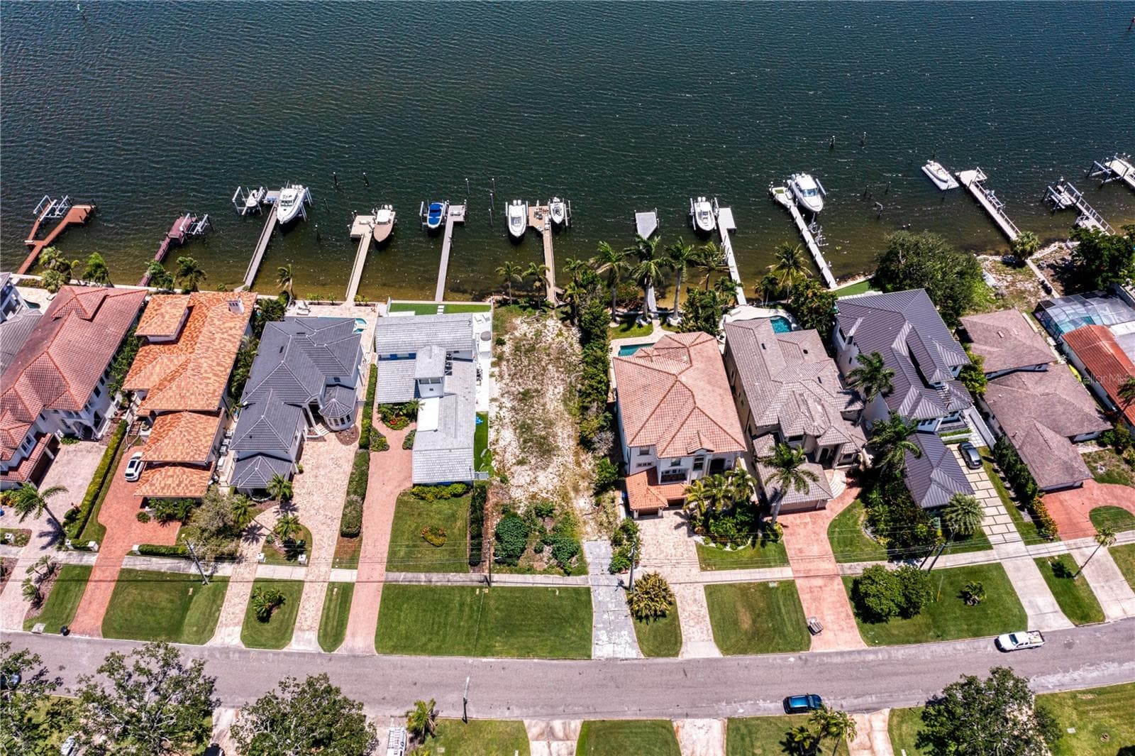 6527 BAYOU GRANDE BLVD NE — photo 38 of 42