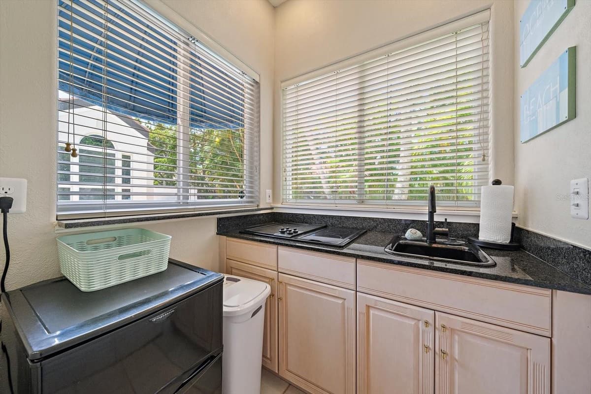 617 WESTON POINTE COURT — photo 35 of 70