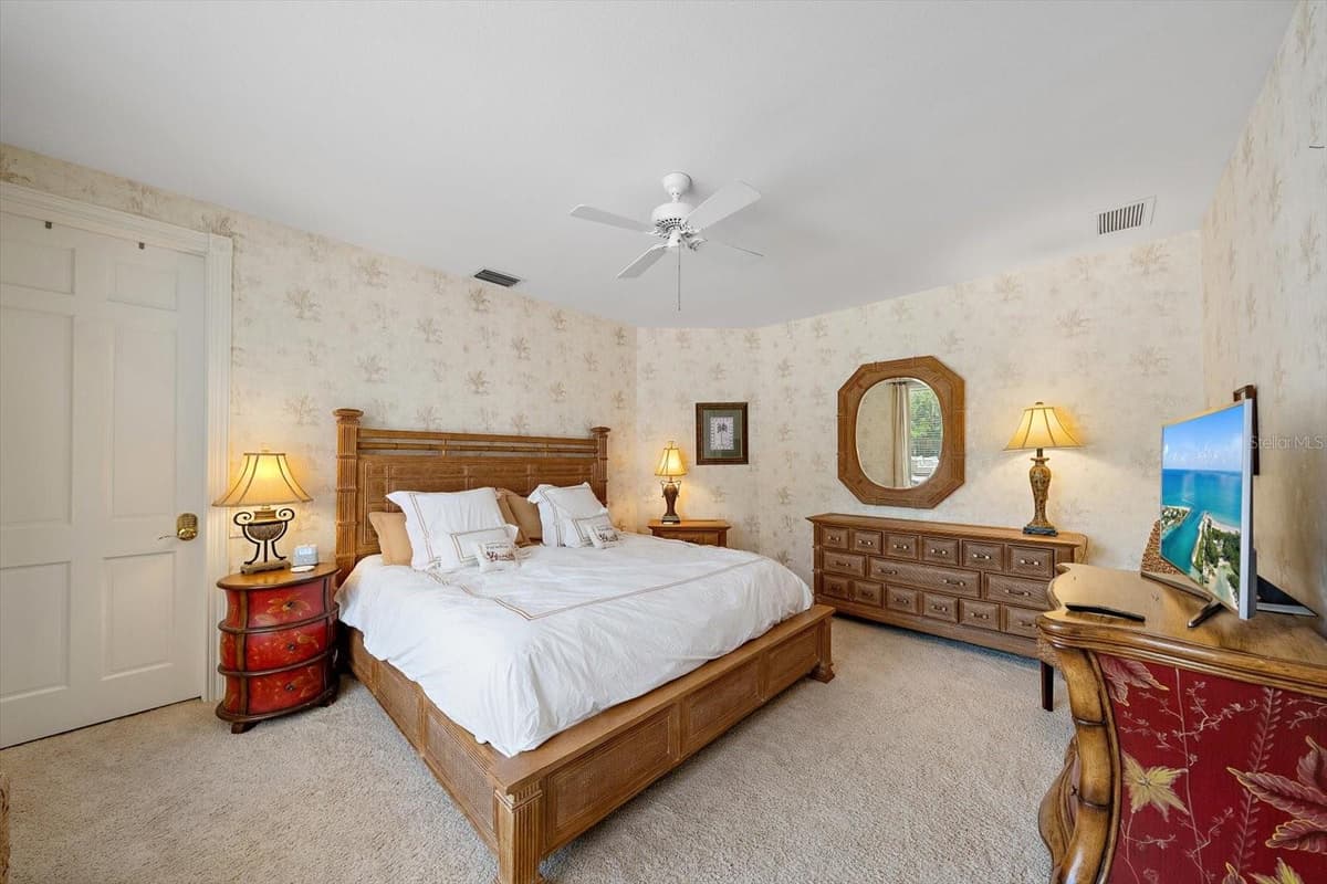 617 WESTON POINTE COURT — photo 26 of 70