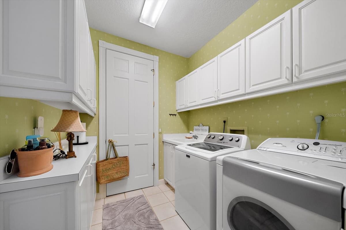 617 WESTON POINTE COURT — photo 38 of 70