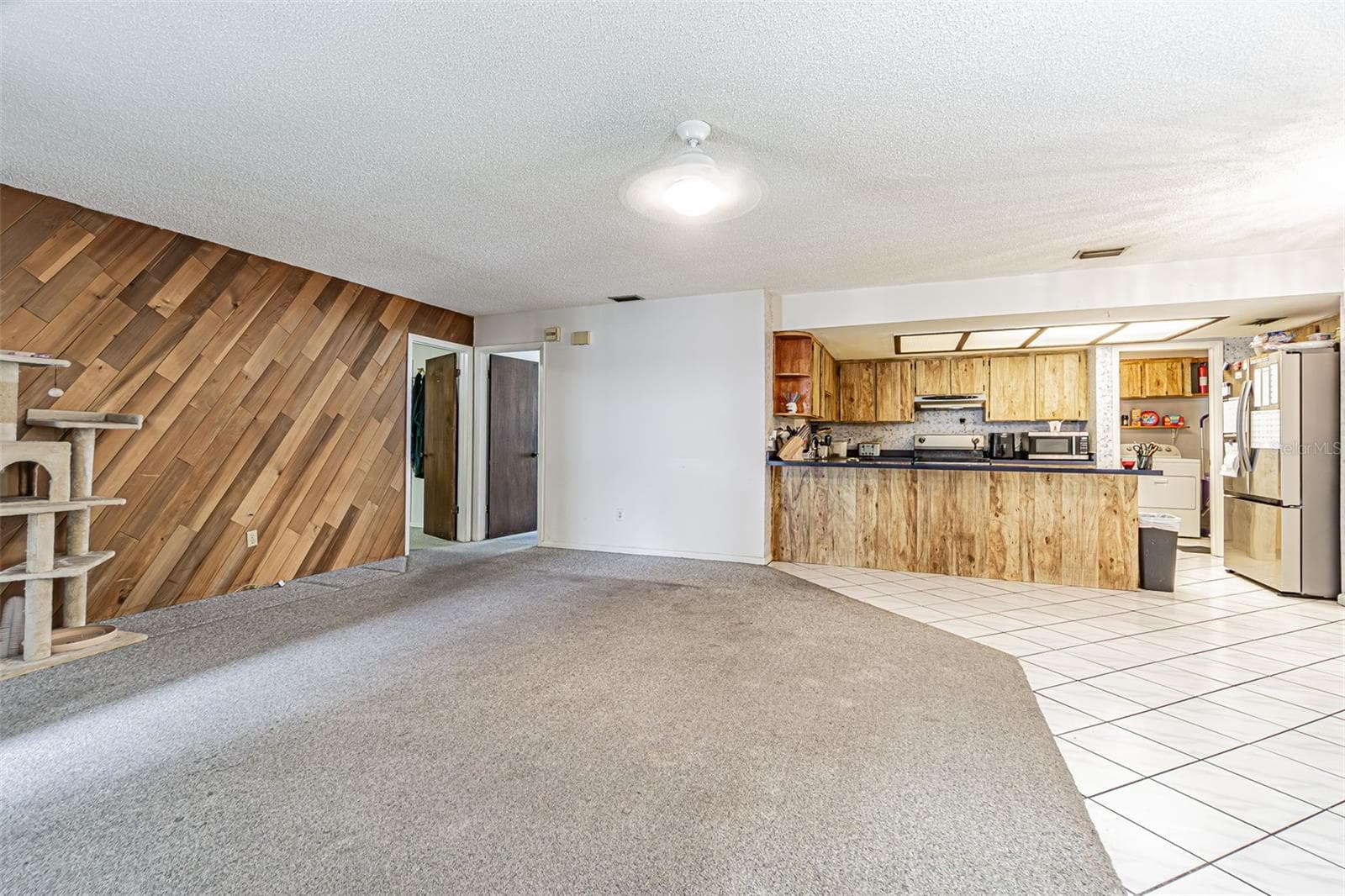 18425 SWAN LAKE DRIVE — photo 28 of 55