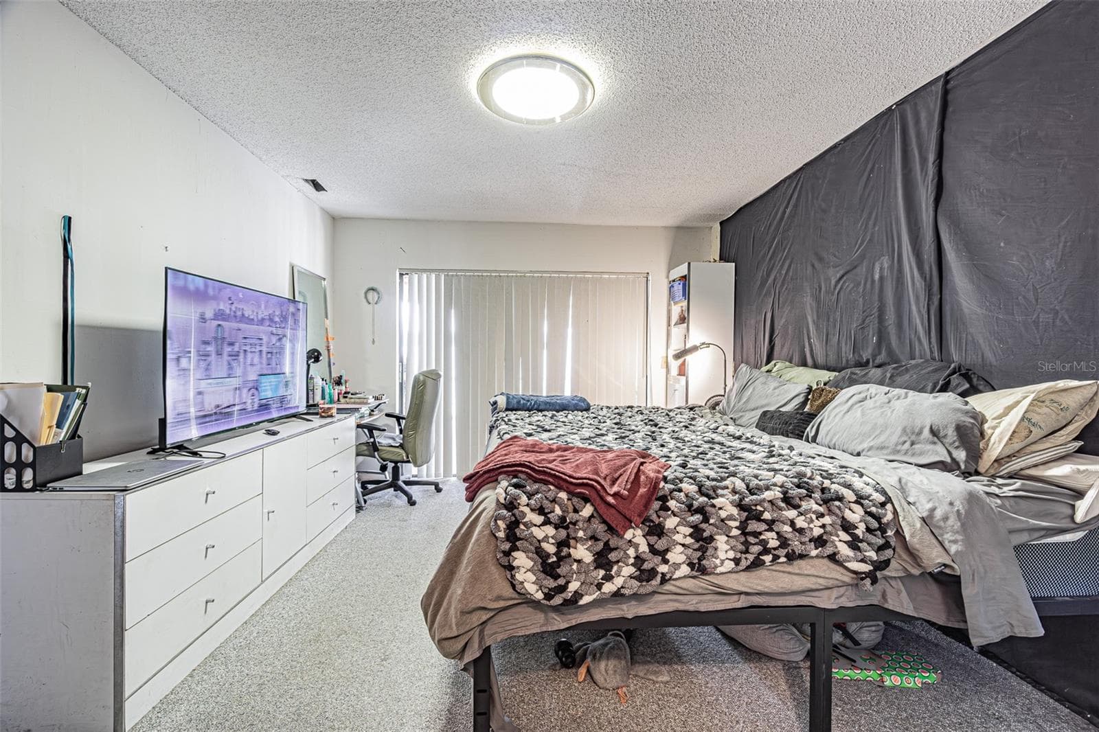 18425 SWAN LAKE DRIVE — photo 44 of 55