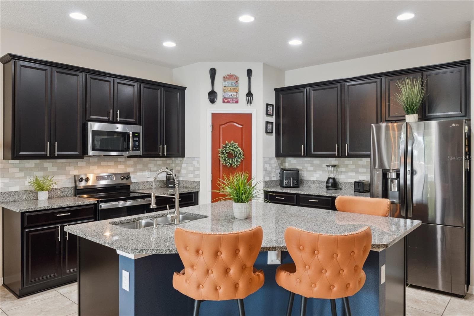637 BAY BRIDGE CIRCLE — photo 11 of 46