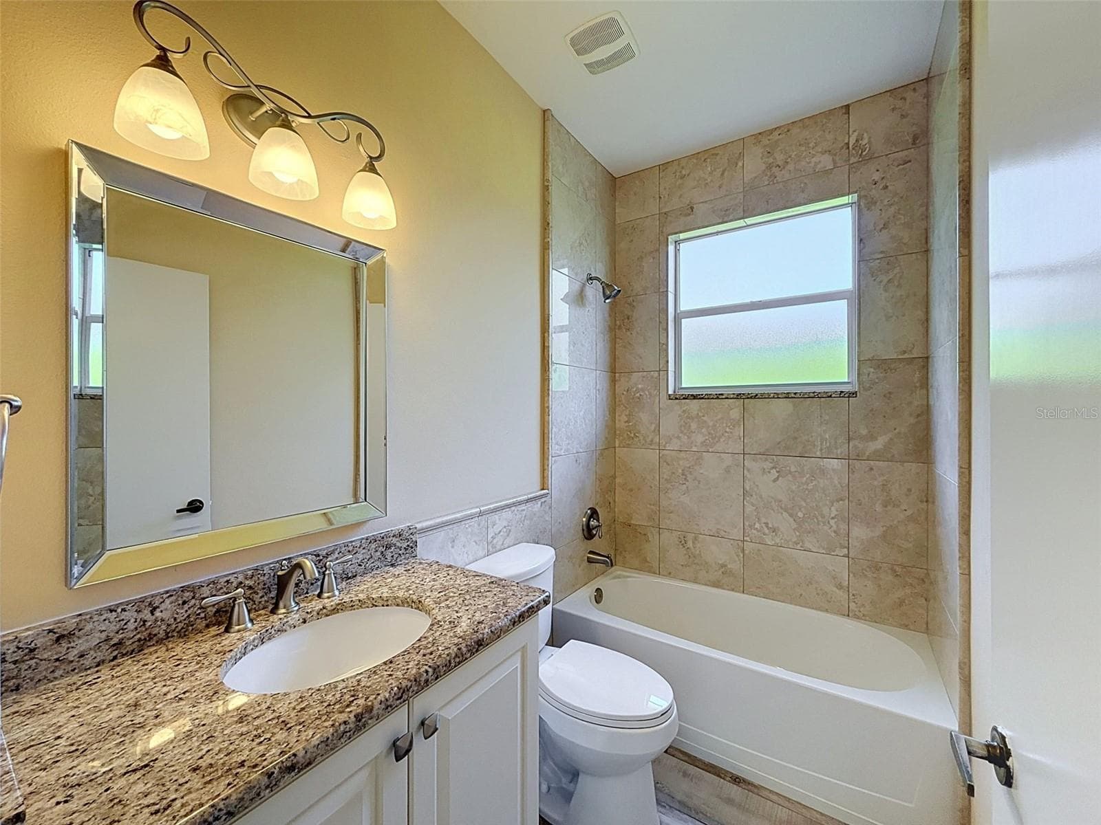 859 INVERRY DRIVE — photo 26 of 37