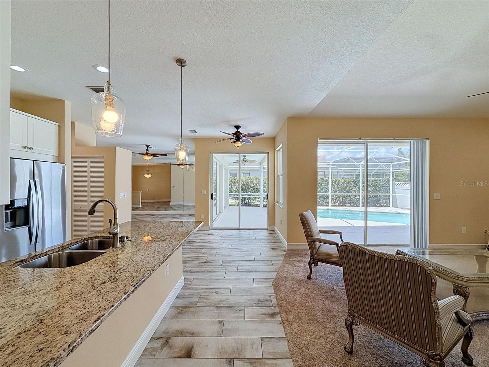 859 INVERRY DRIVE — photo 13 of 37
