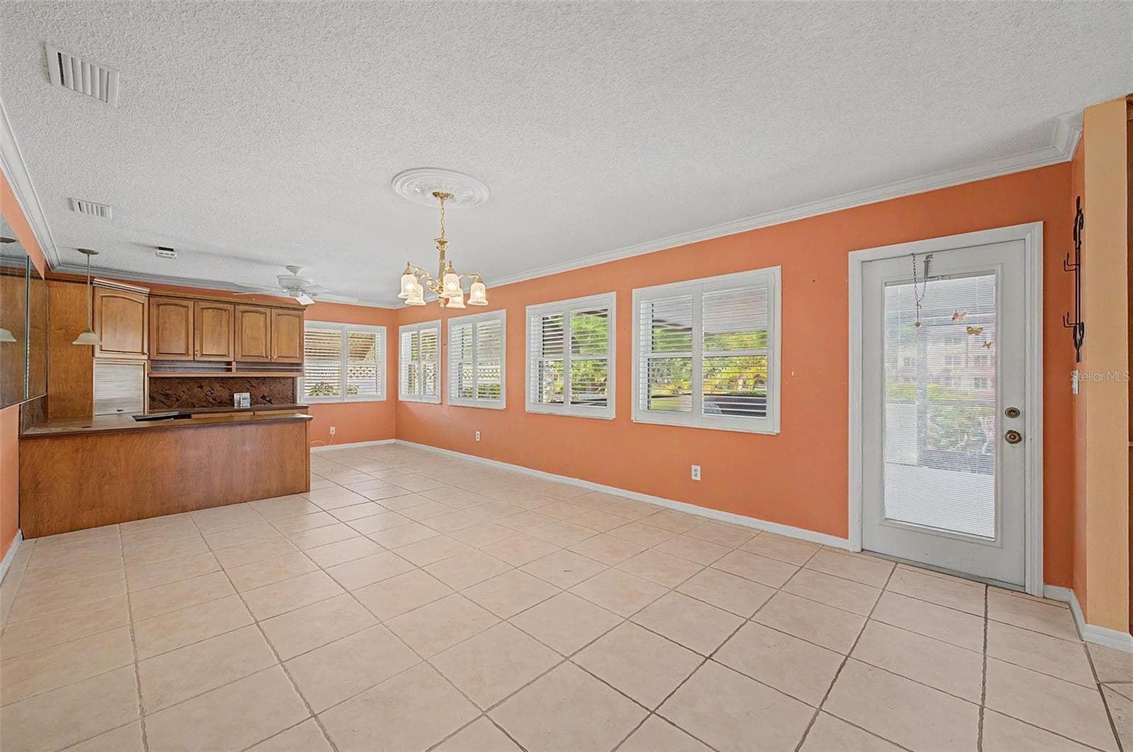 1242 DEL WEBB BOULEVARD — photo 17 of 43