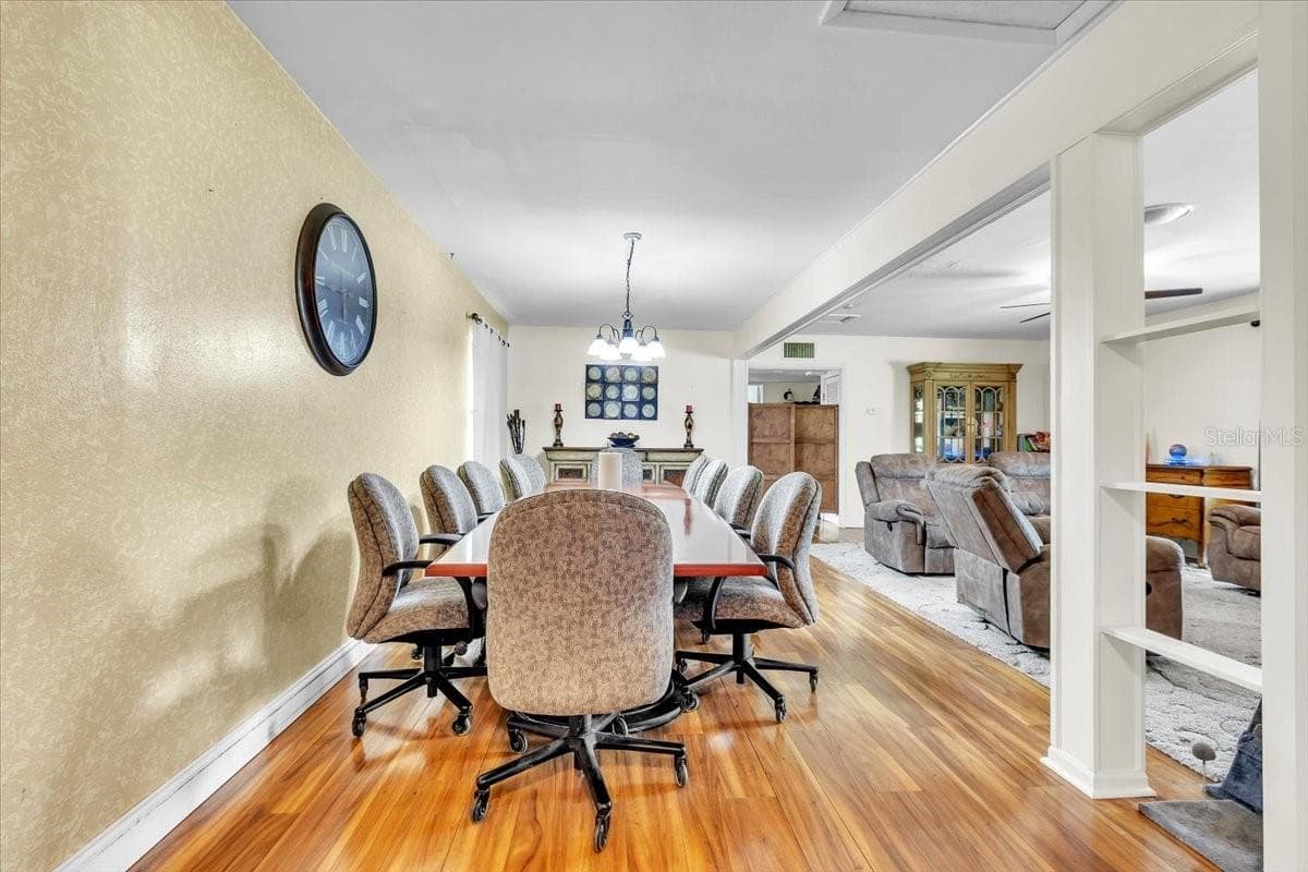 1655 DANIELS DRIVE — photo 13 of 53