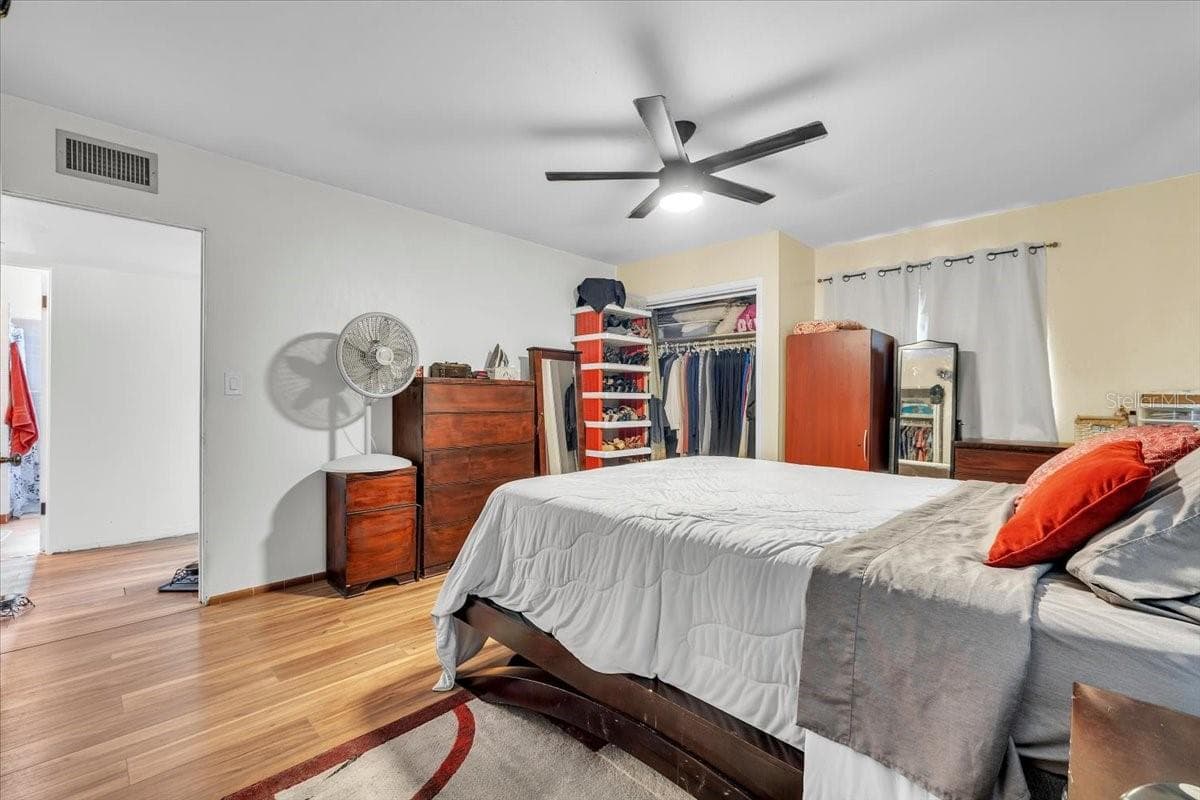 1655 DANIELS DRIVE — photo 20 of 53