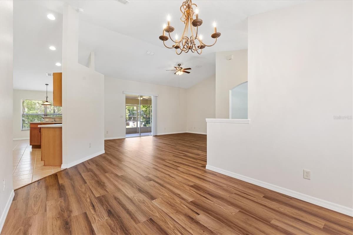 13560 101ST TERRACE — photo 9 of 46