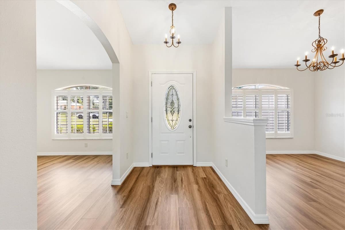 13560 101ST TERRACE — photo 4 of 46