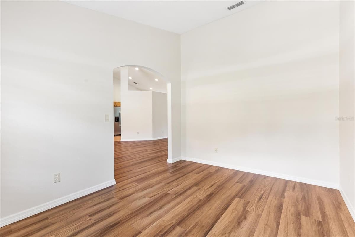 13560 101ST TERRACE — photo 6 of 46