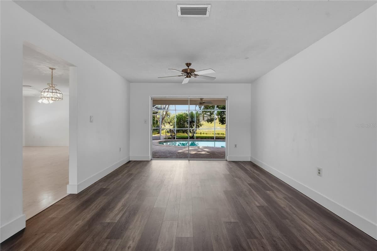 505 BAMBOO COURT — photo 13 of 85