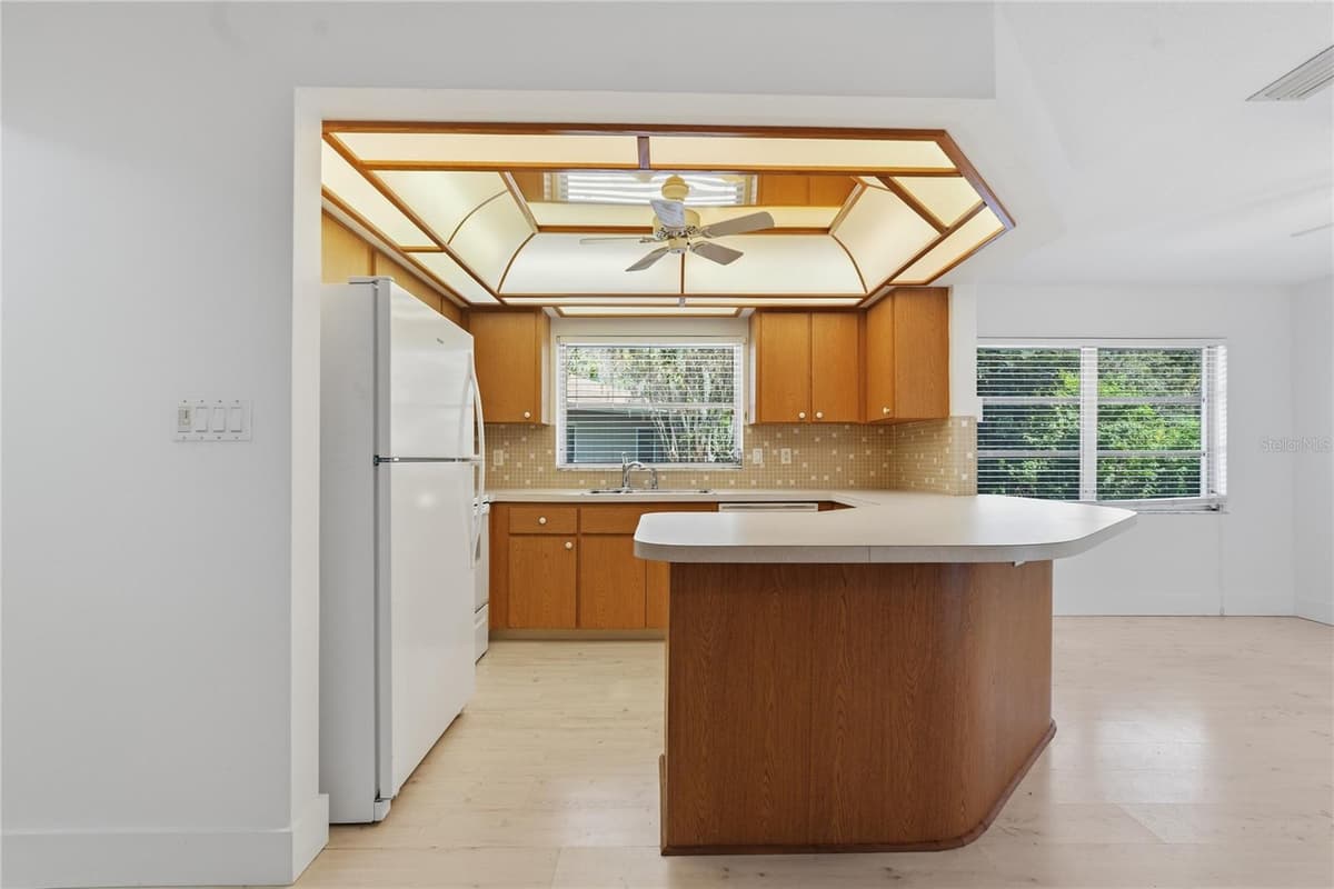 505 BAMBOO COURT — photo 20 of 85