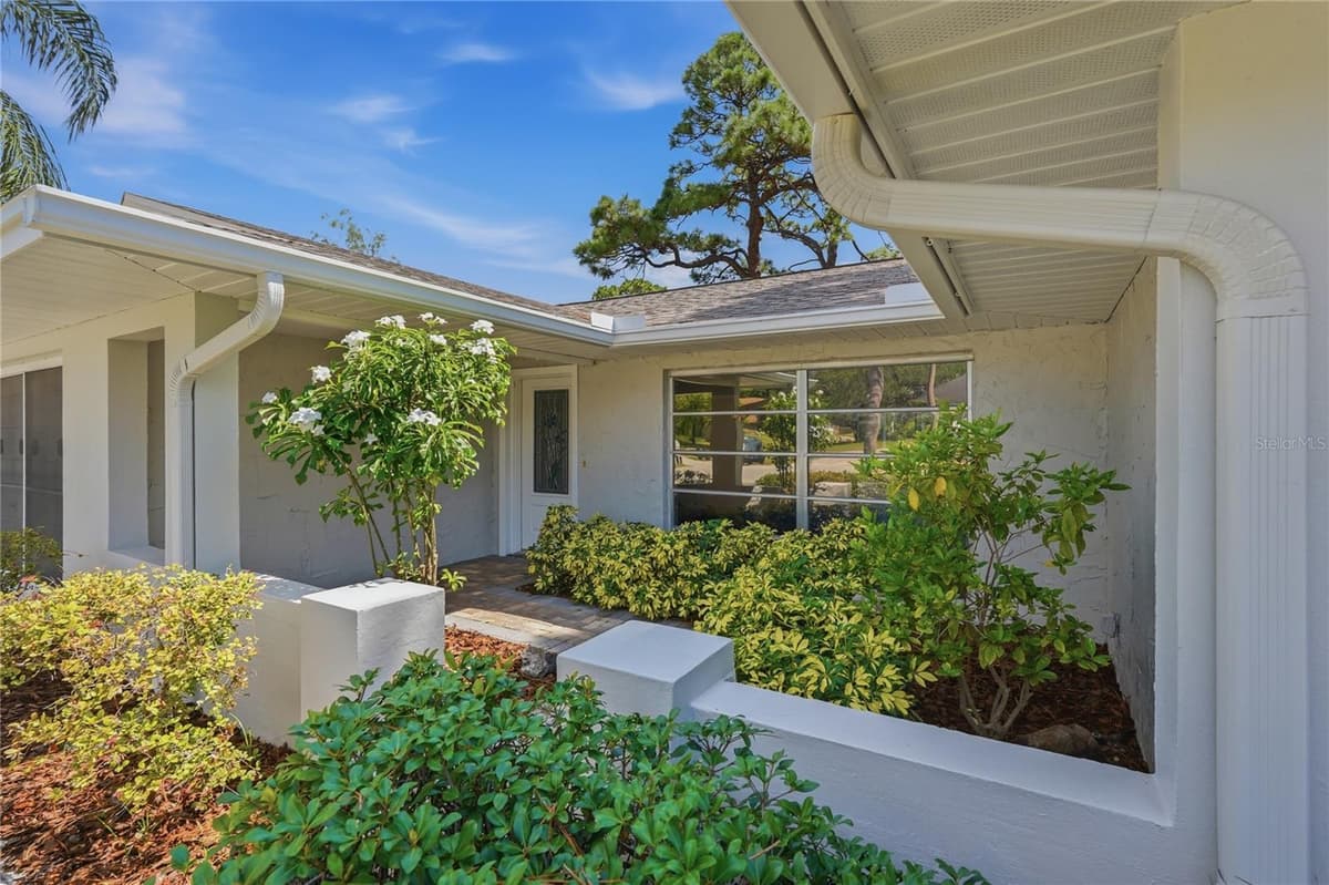 505 BAMBOO COURT — photo 10 of 85