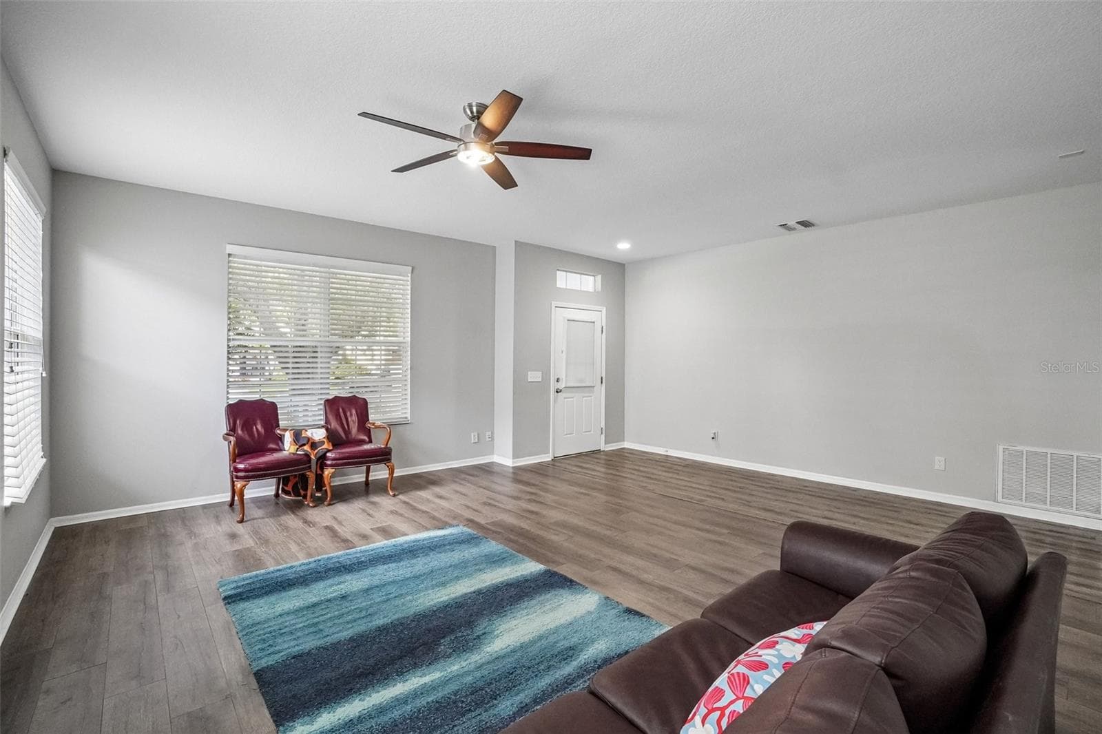 6111 GANNETSIDE PLACE — photo 3 of 19