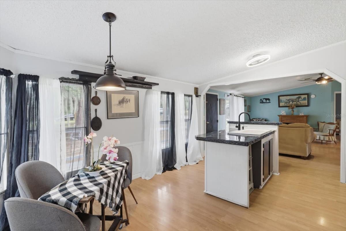 10253 ARABIAN AVENUE — photo 9 of 47