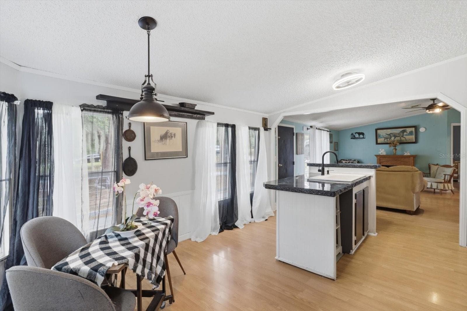 10253 ARABIAN AVENUE — photo 9 of 47