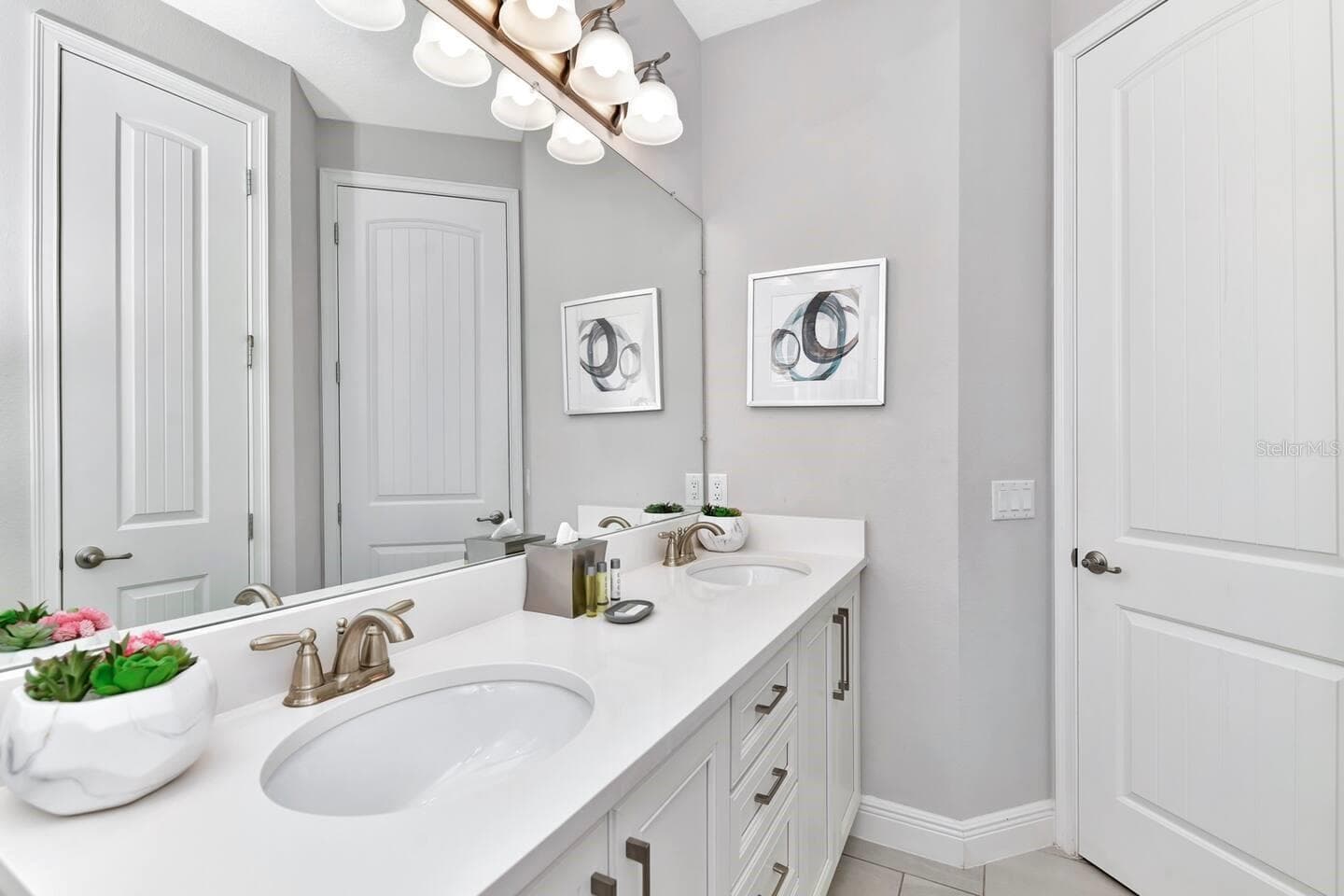 253 SOUTHFIELD STREET — photo 8 of 19