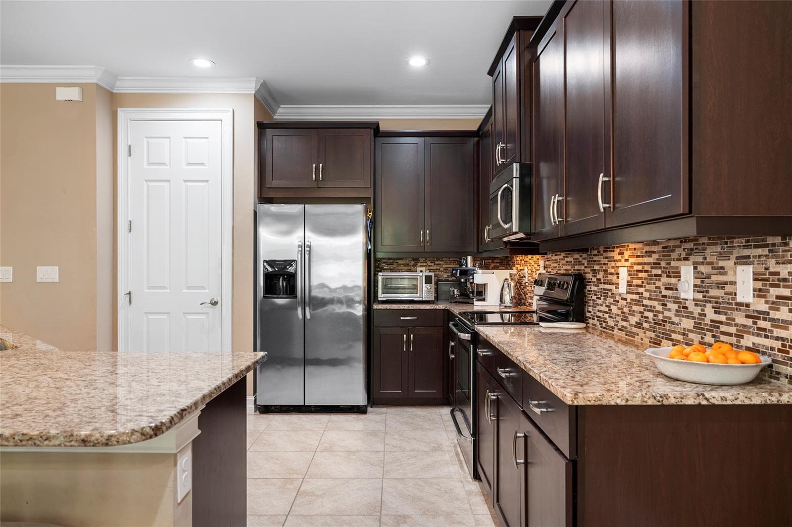 1015 BLUFFWOOD DRIVE — photo 13 of 44
