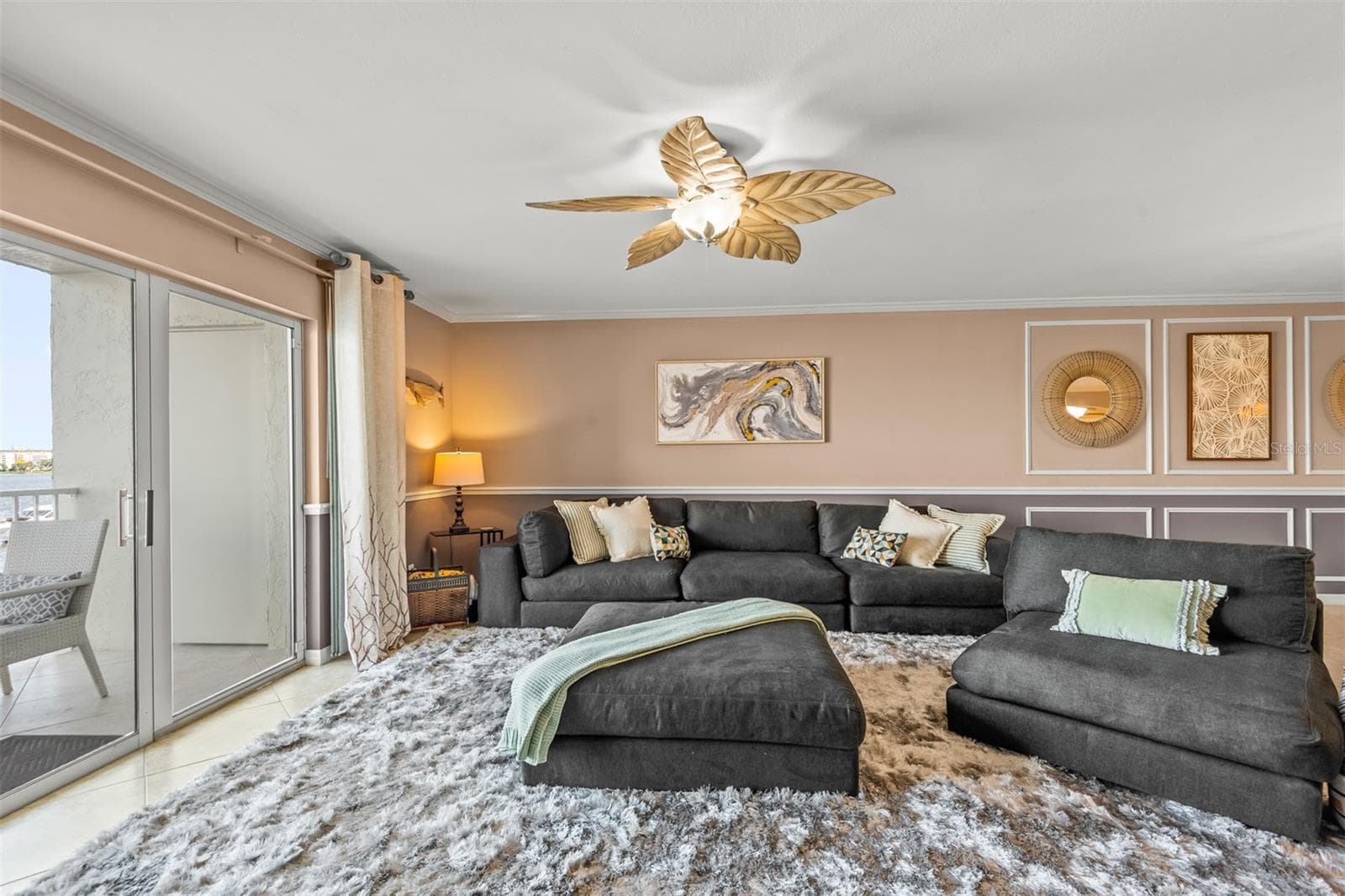 533 MARINA POINT DRIVE — photo 4 of 41