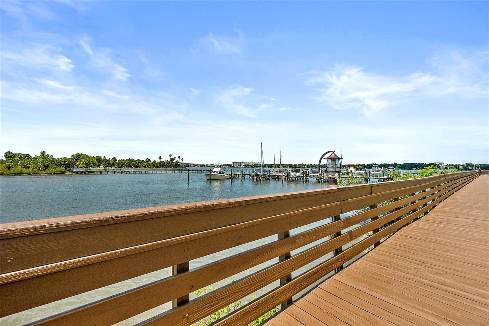 533 MARINA POINT DRIVE — photo 37 of 41