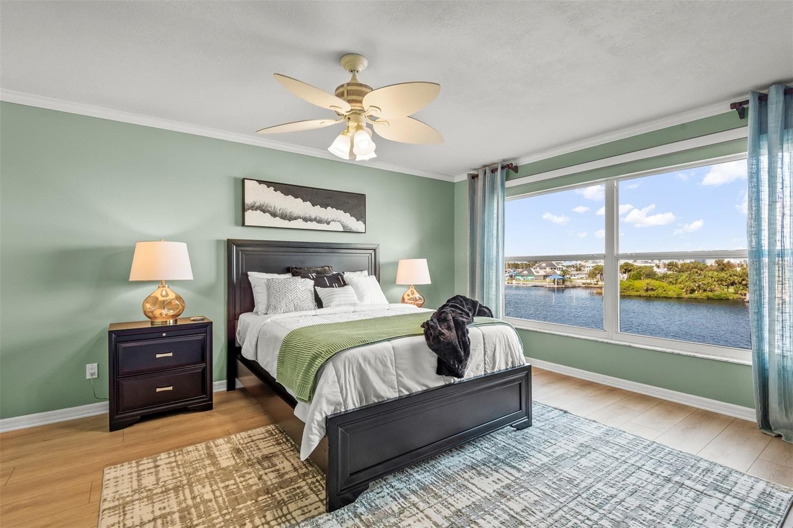 533 MARINA POINT DRIVE — photo 19 of 41