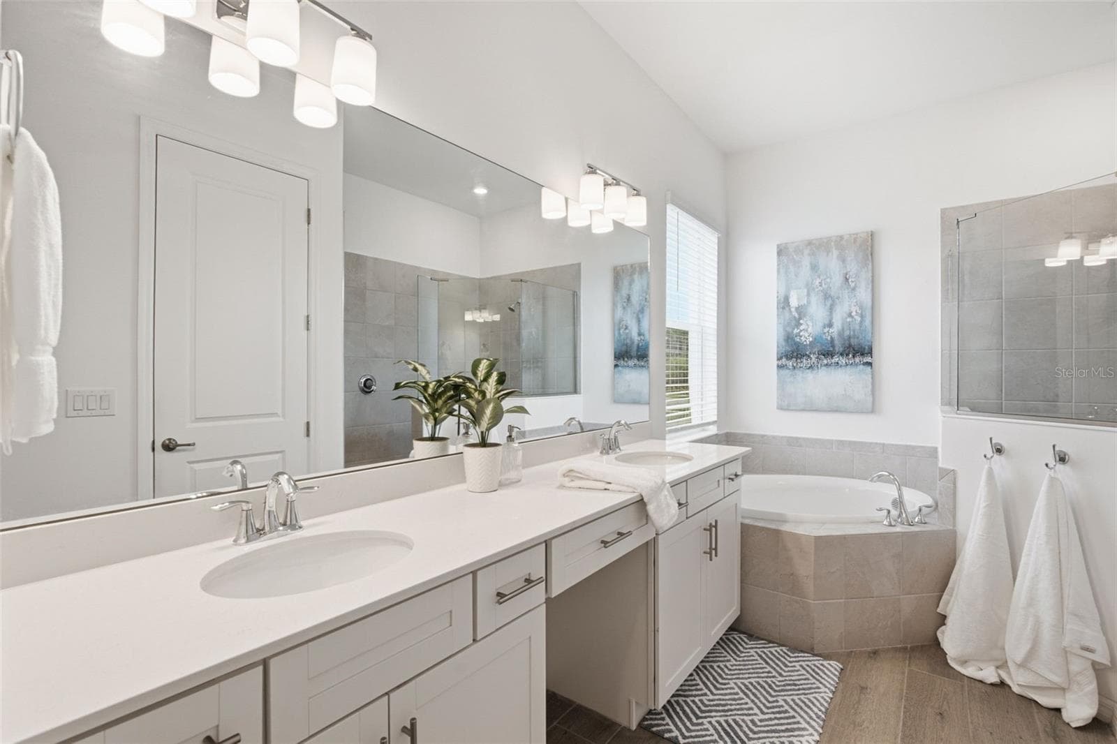 17300 JADESTONE COURT — photo 30 of 87