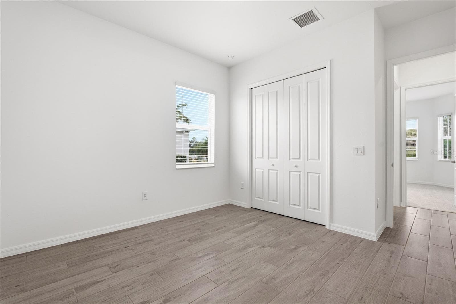 17300 JADESTONE COURT — photo 38 of 87