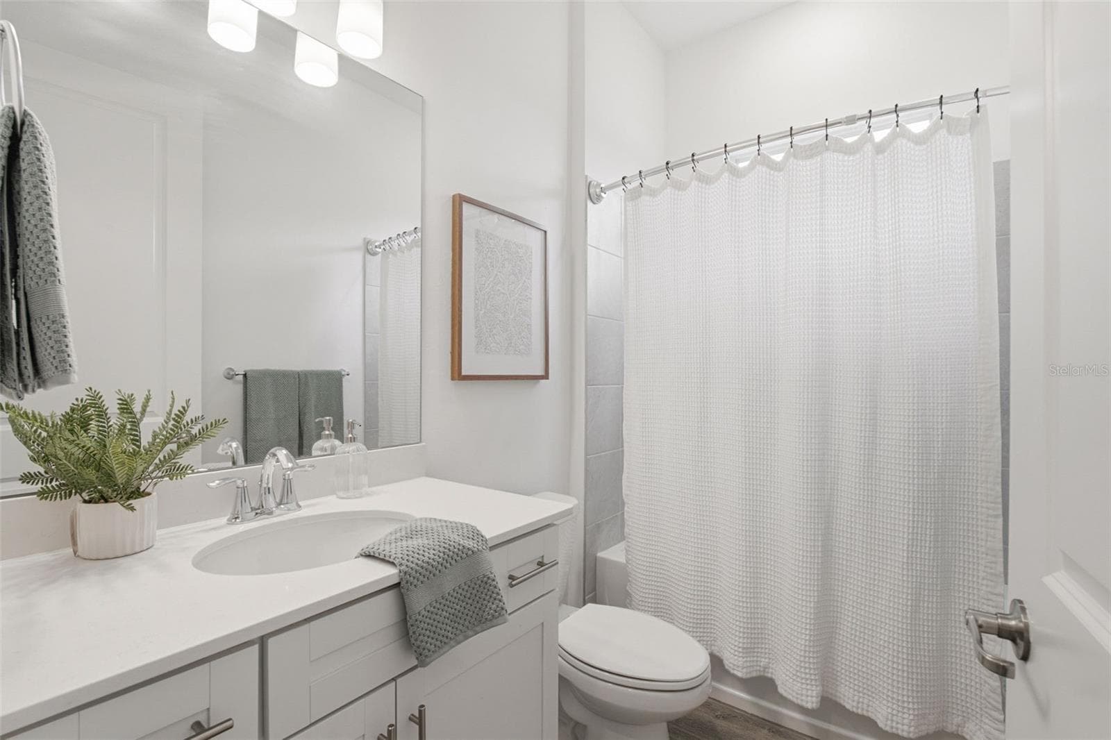 17300 JADESTONE COURT — photo 36 of 87