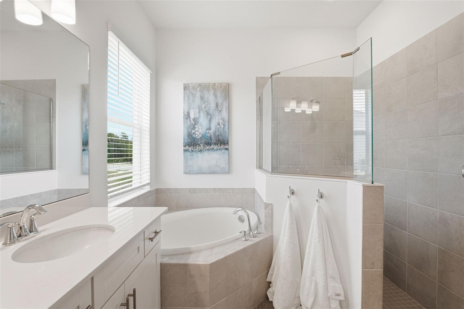 17300 JADESTONE COURT — photo 31 of 87