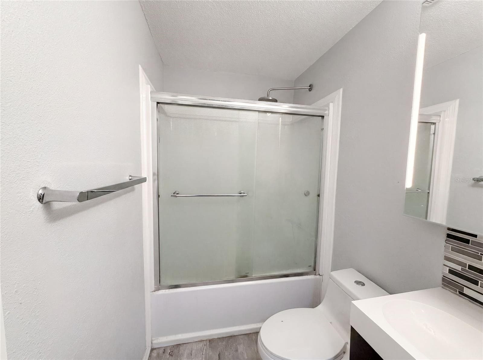 2308 PARK AVENUE — photo 12 of 21