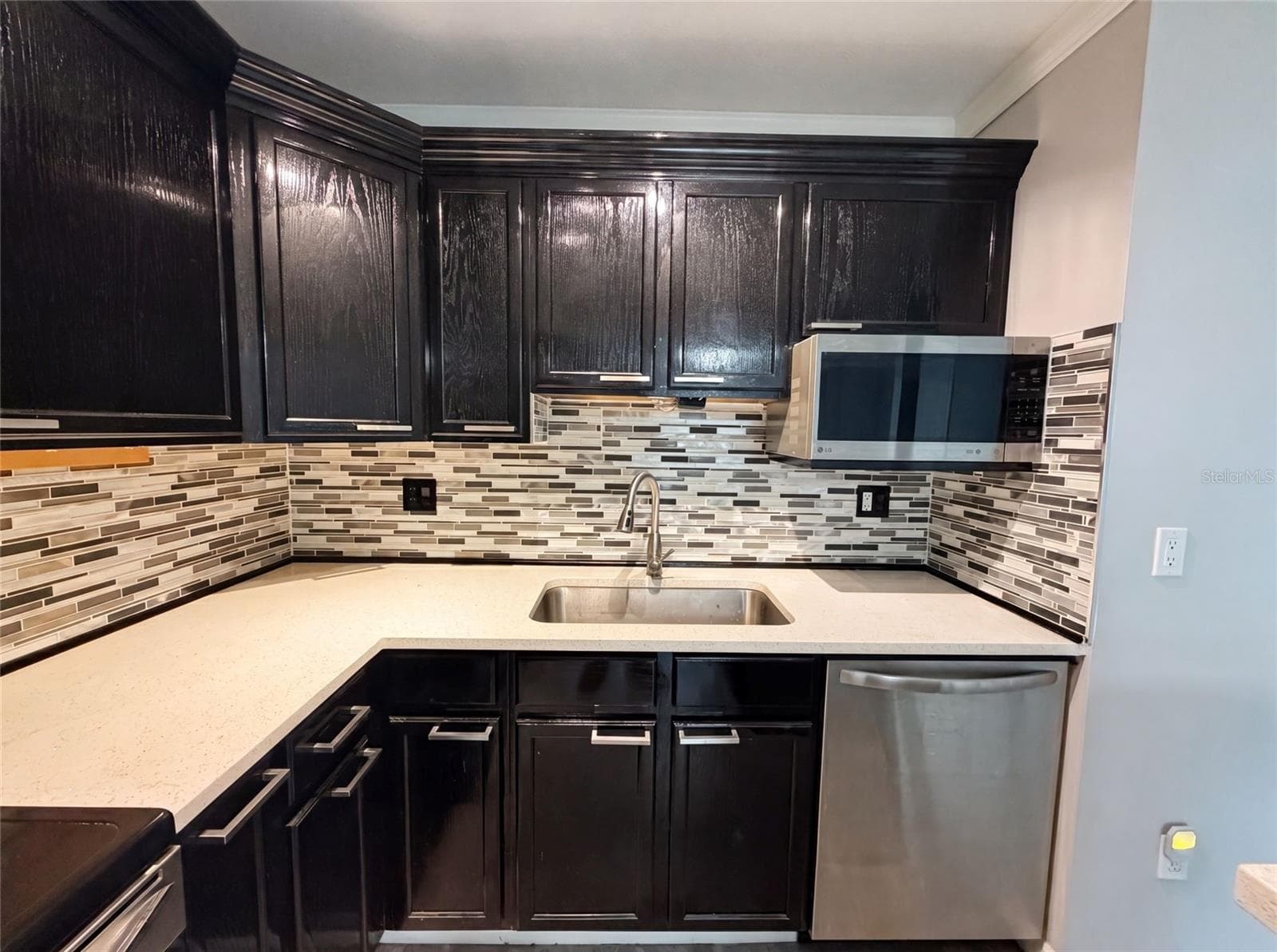 2308 PARK AVENUE — photo 18 of 21