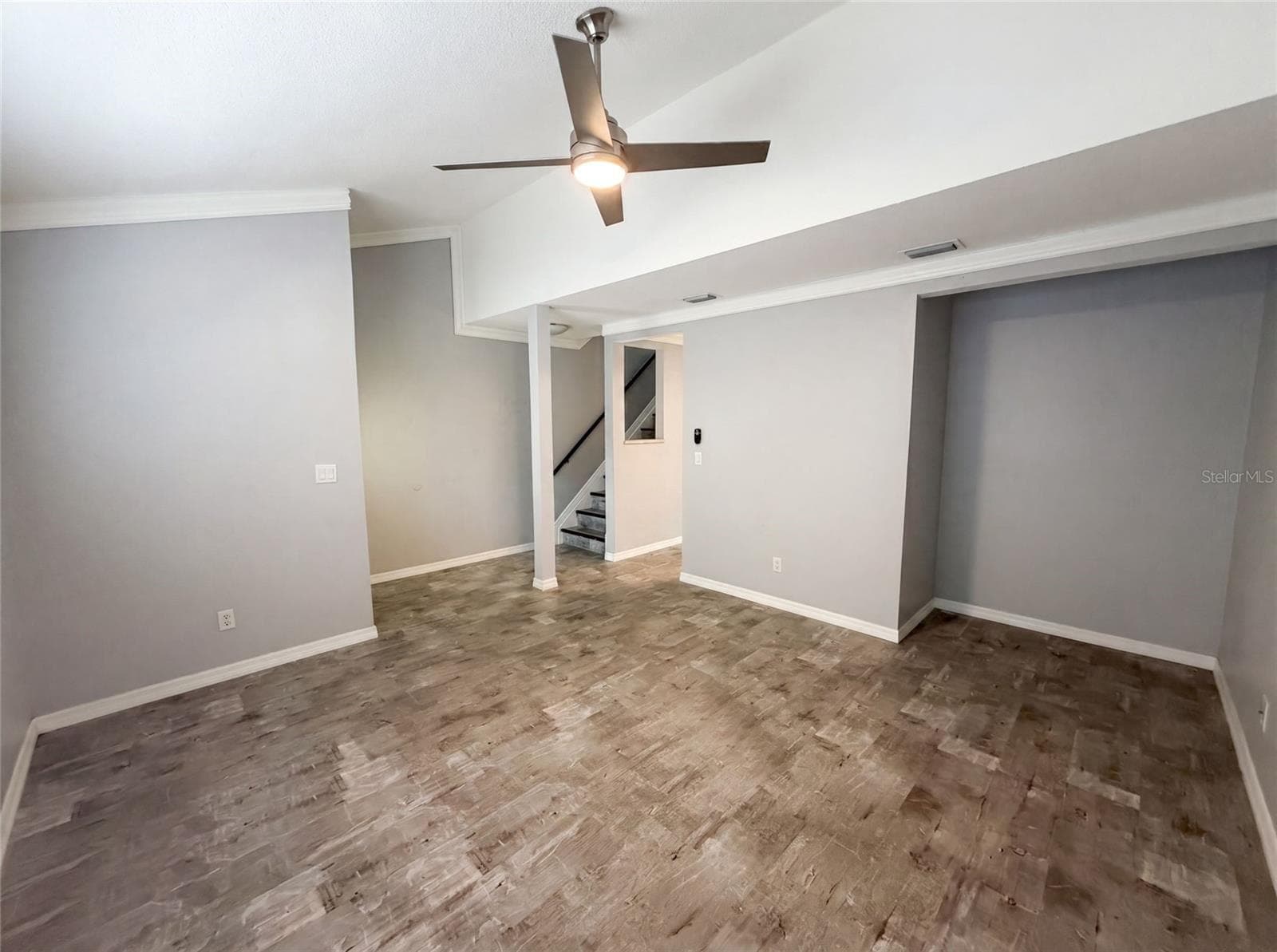 2308 PARK AVENUE — photo 3 of 21