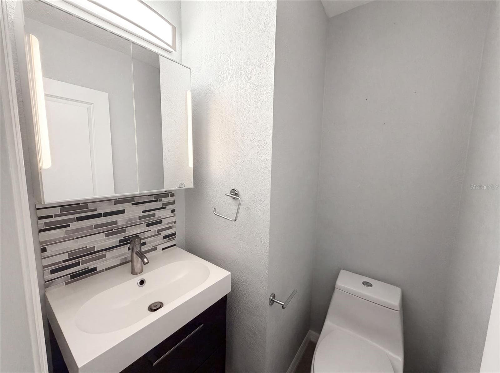2308 PARK AVENUE — photo 14 of 21