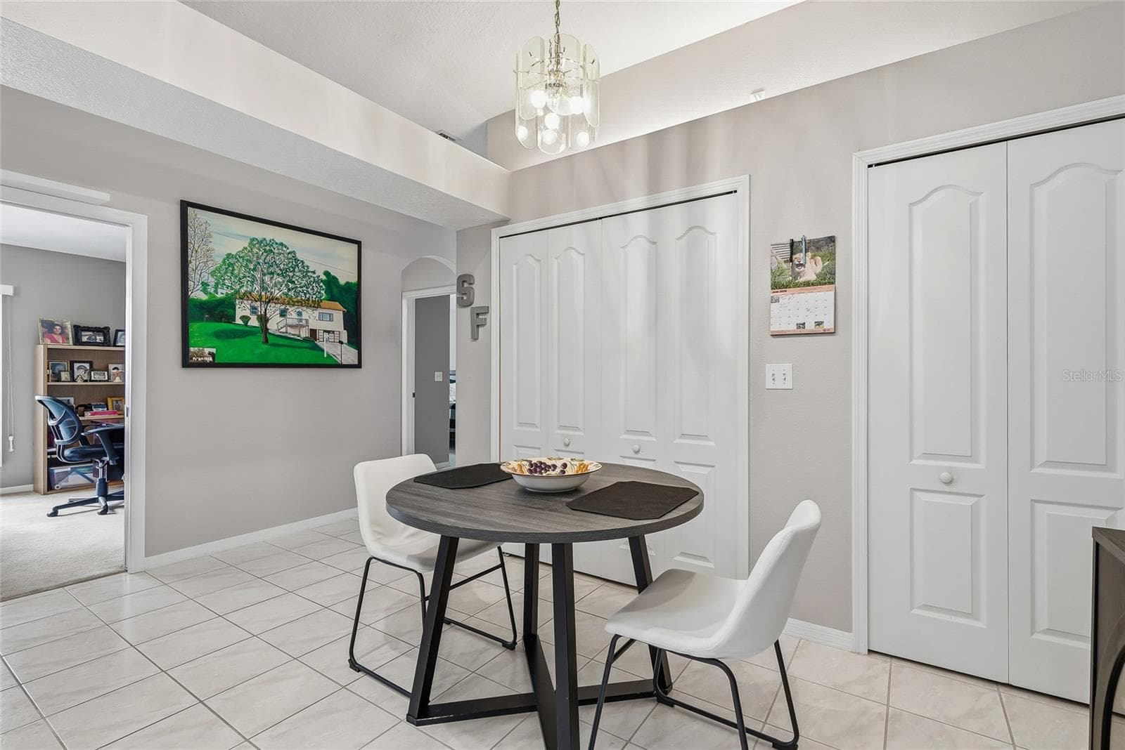 12512 HOLLYBROOK LANE — photo 9 of 42