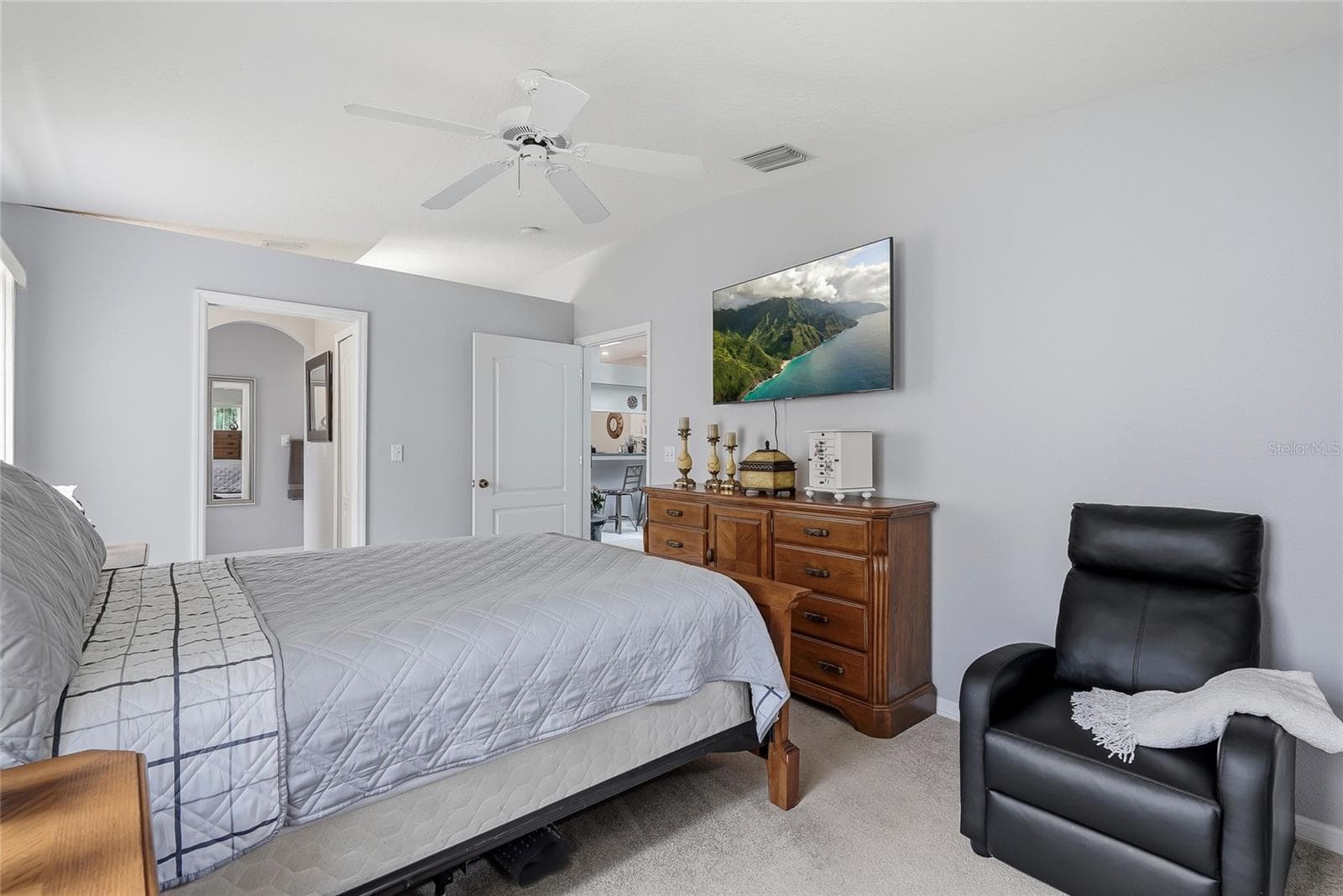 12512 HOLLYBROOK LANE — photo 18 of 42