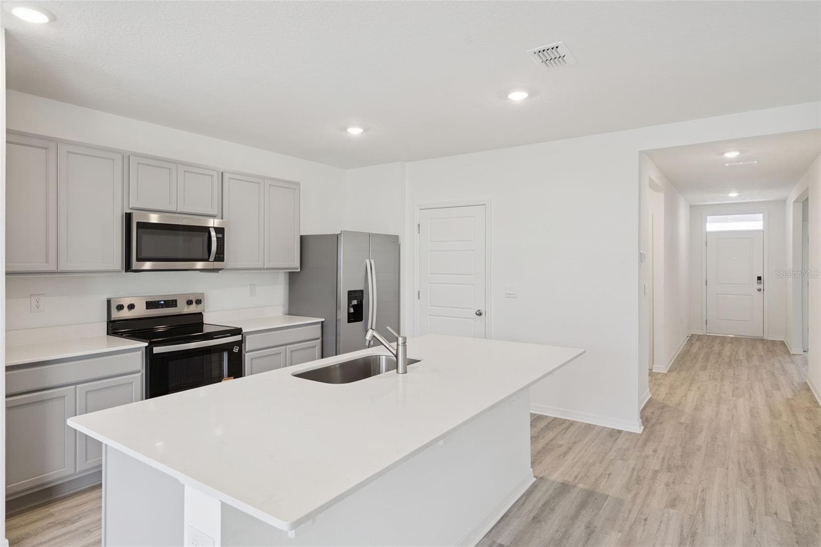 3542 RODEN ROAD — photo 8 of 18