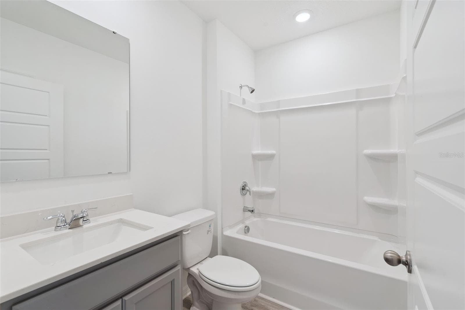 3542 RODEN ROAD — photo 13 of 18
