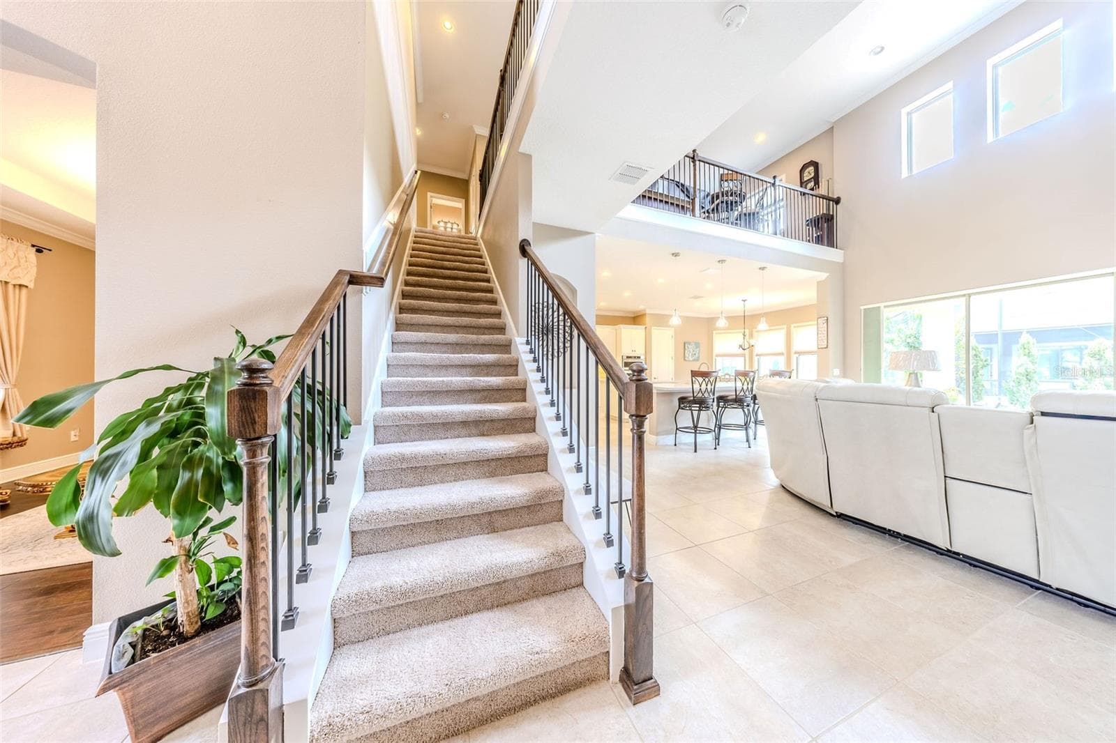 427 BLUE BIRCH COURT — photo 41 of 64