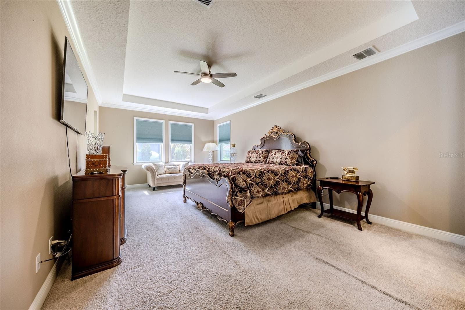 427 BLUE BIRCH COURT — photo 37 of 64
