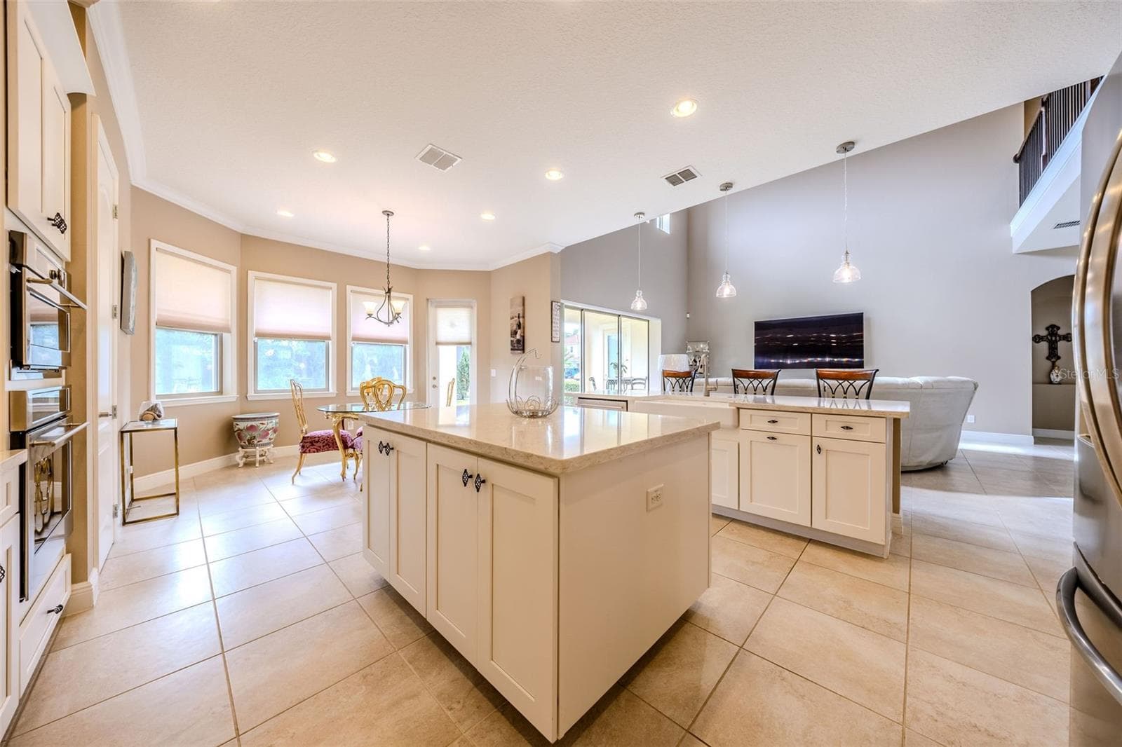 427 BLUE BIRCH COURT — photo 24 of 64