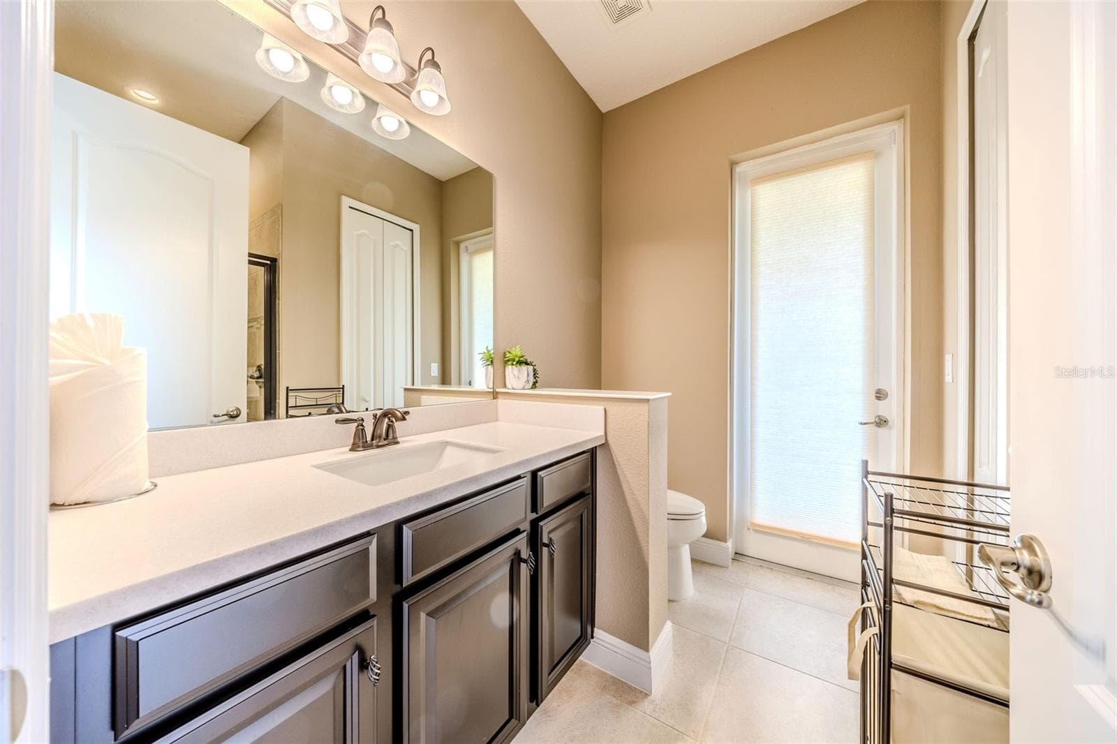 427 BLUE BIRCH COURT — photo 33 of 64