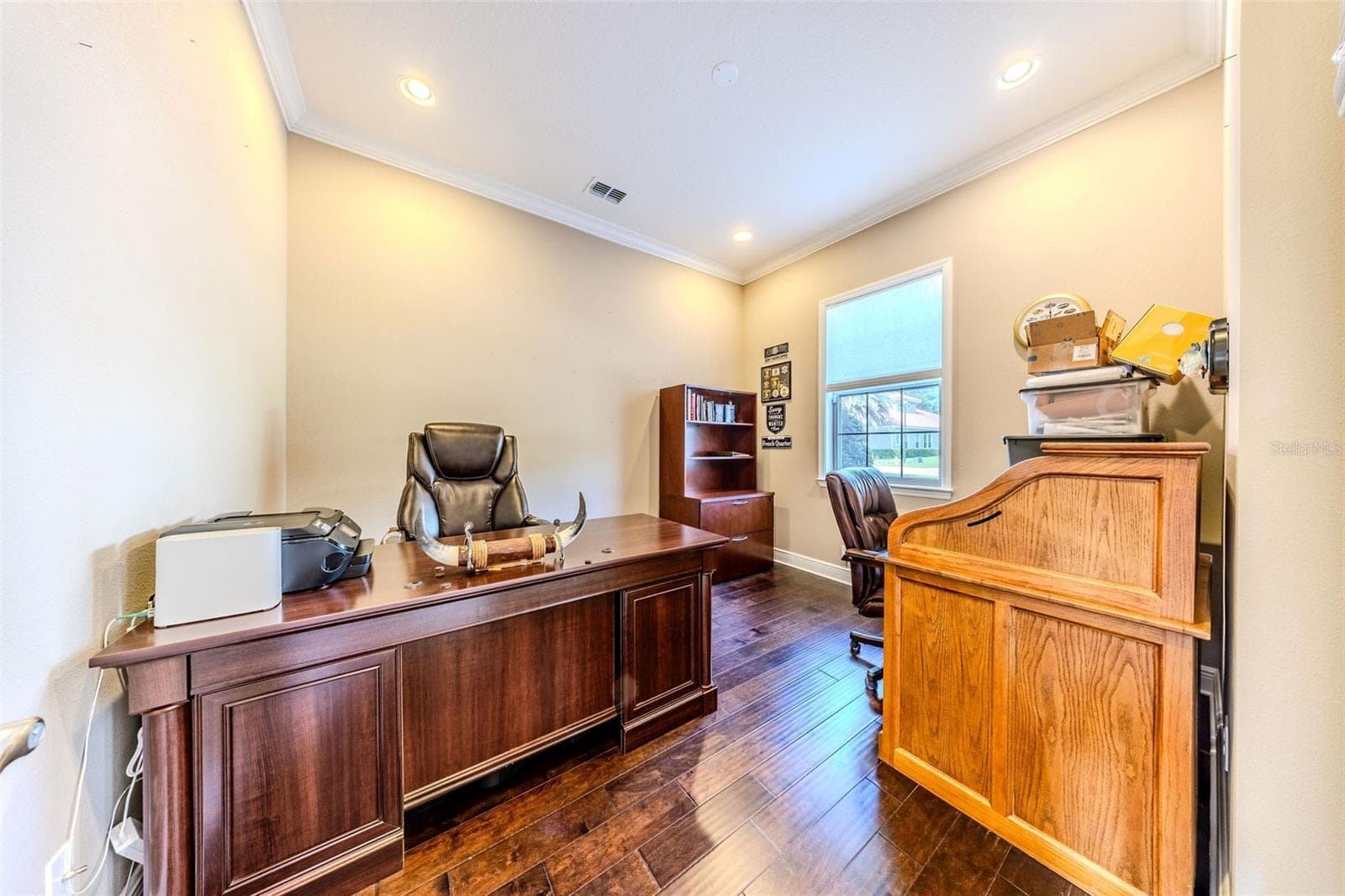 427 BLUE BIRCH COURT — photo 13 of 64