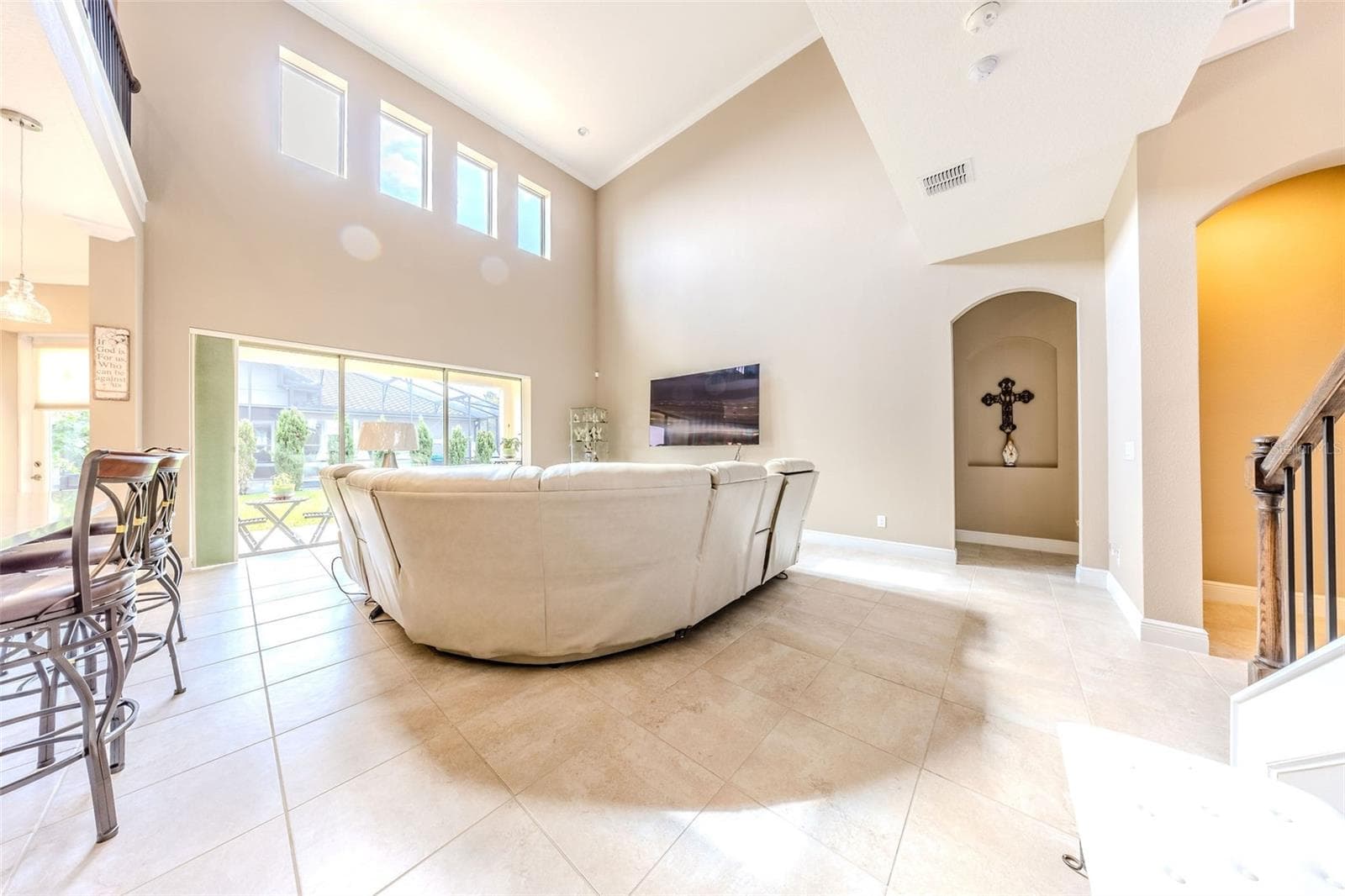 427 BLUE BIRCH COURT — photo 17 of 64
