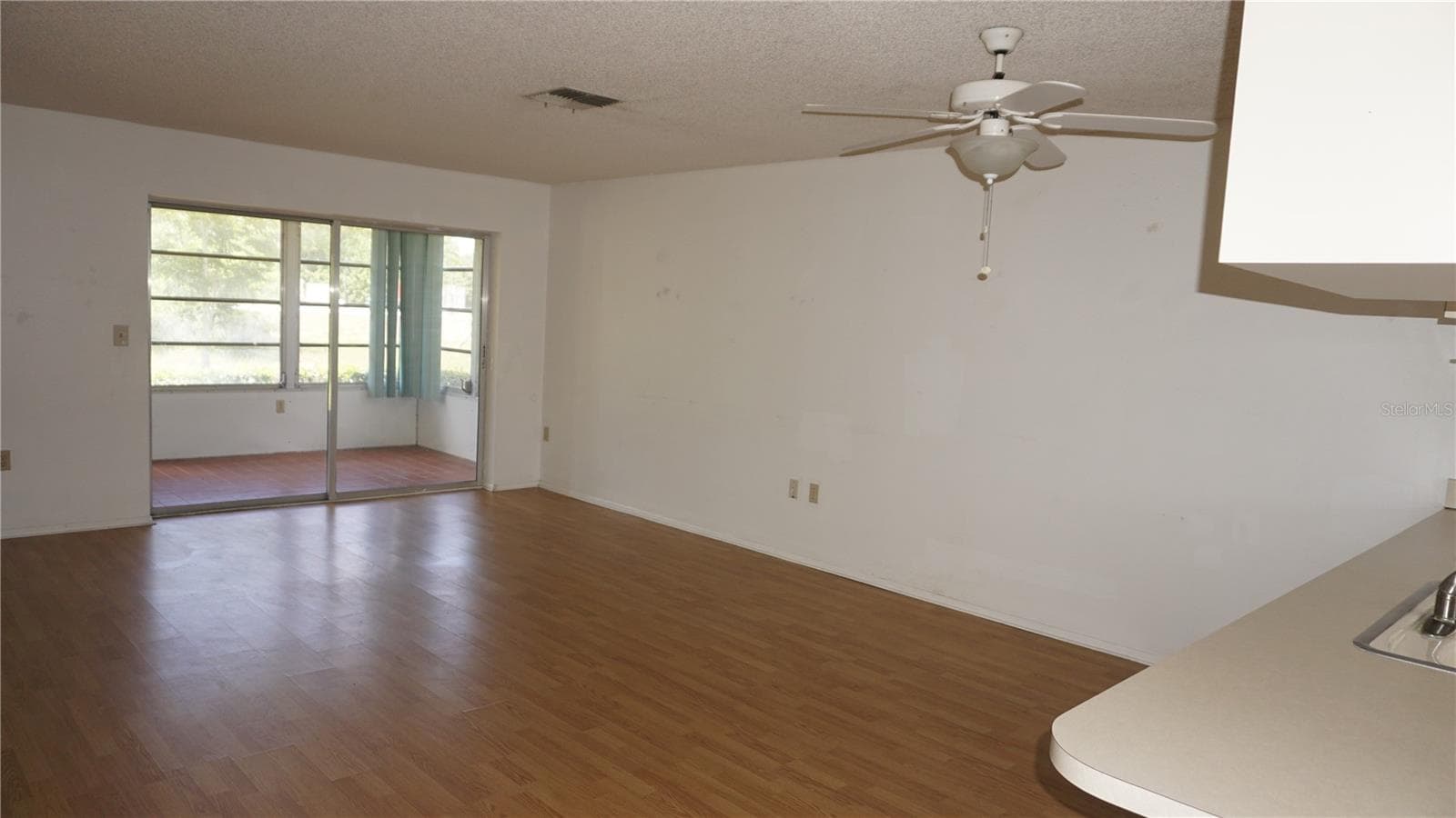 12543 DEARBORN DRIVE — photo 5 of 25