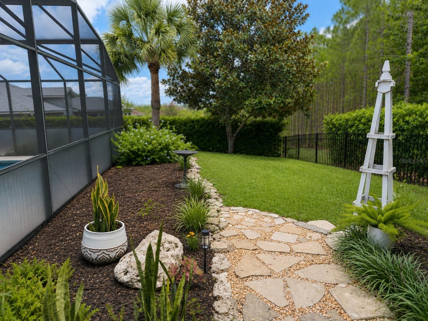 239 CHINA BERRY CIRCLE — photo 6 of 8