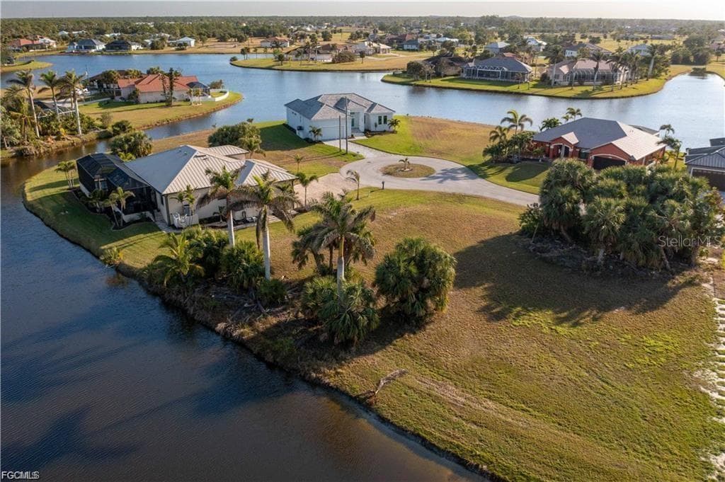 16219 CAYMAN LANE — photo 1 of 5