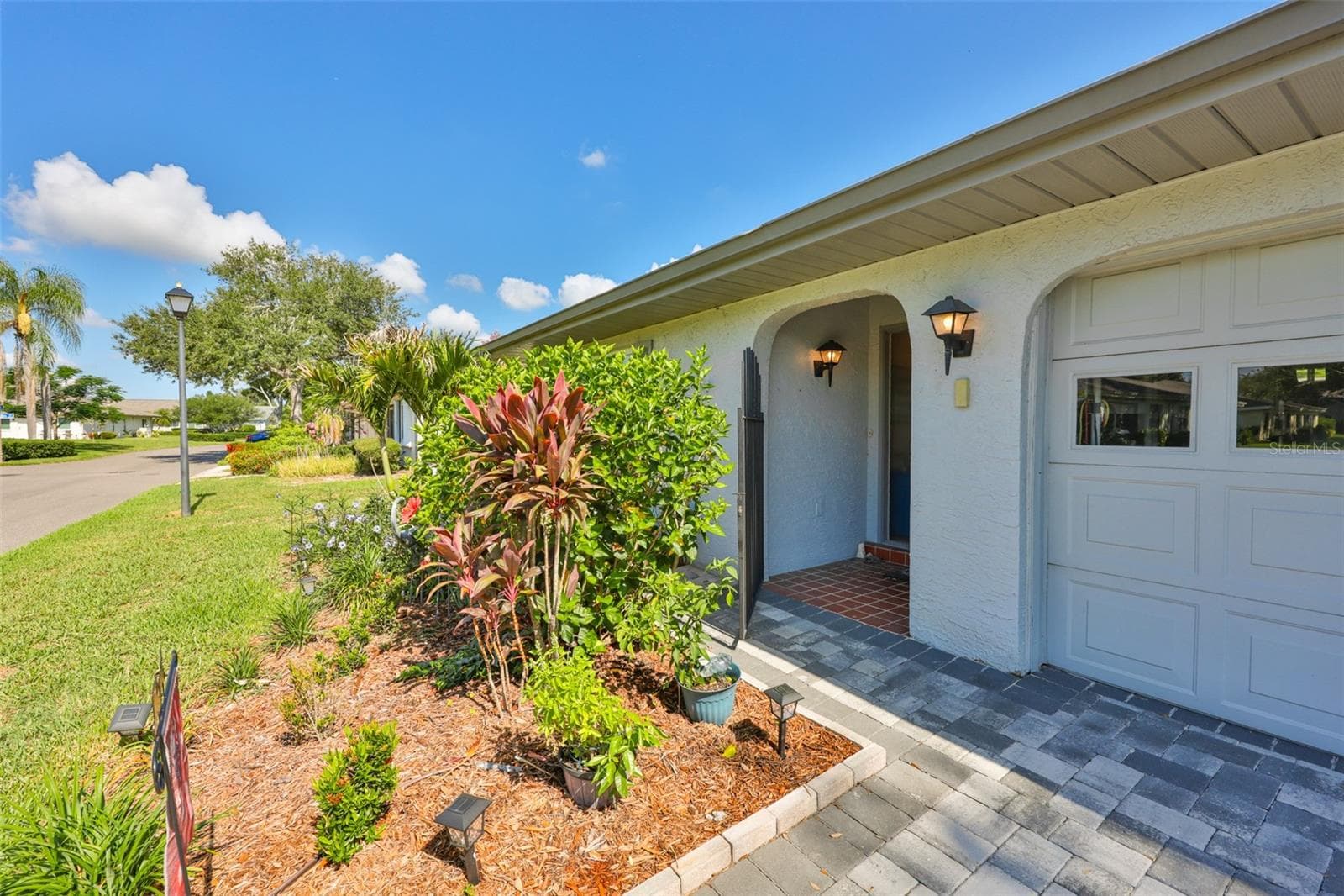 1403 LANGLEY DRIVE — photo 4 of 38