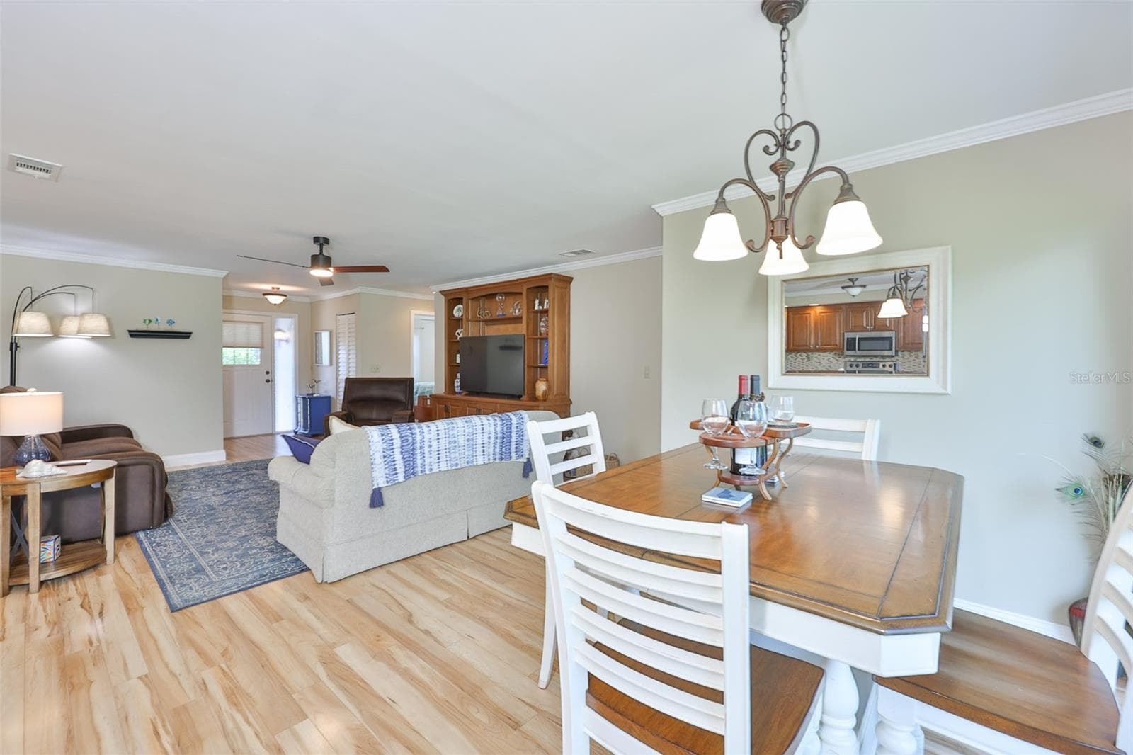 1403 LANGLEY DRIVE — photo 16 of 38