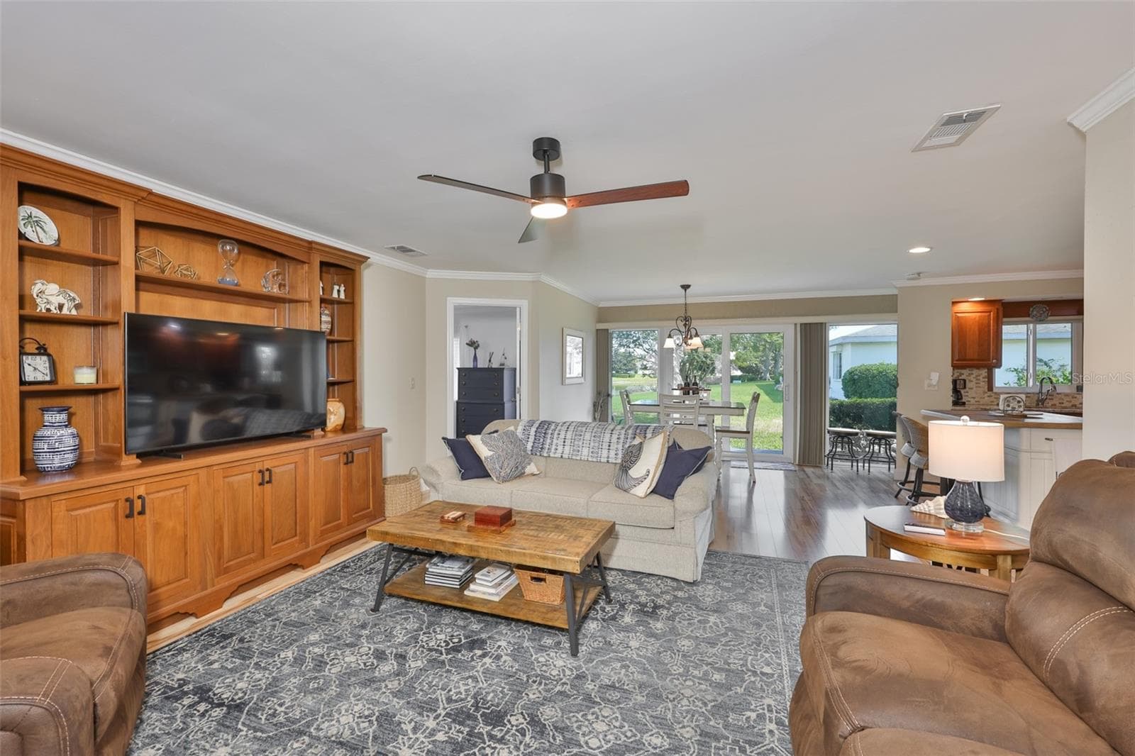 1403 LANGLEY DRIVE — photo 9 of 38